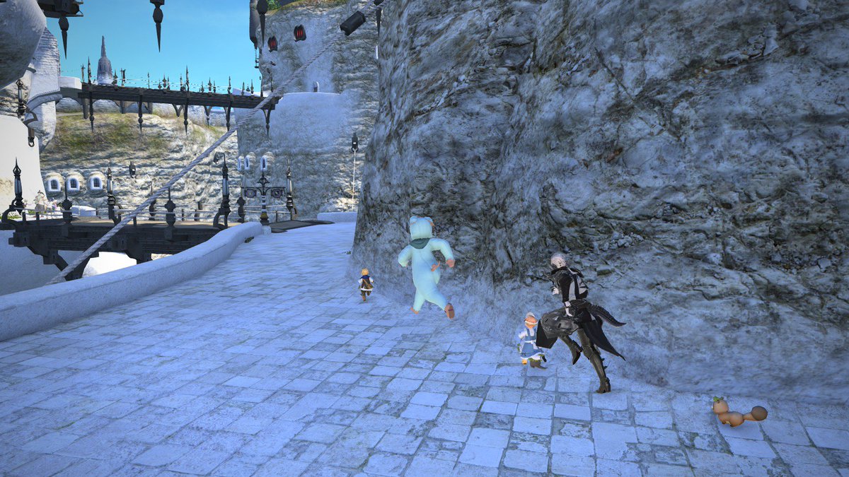 이노오옴~~ 새싹 잡으러간다 이노오옴~~요놈~~ 거래신청을 받아라~~아저씨가 주머니에 돈 꽂아버린다~~!! 꼬친넣어버린다~~!