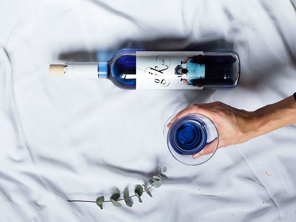 foodandwine's tweet photo. Blue wine is back: https://t.co/lEvrkA8uvA https://t.co/lEj06PJyCY