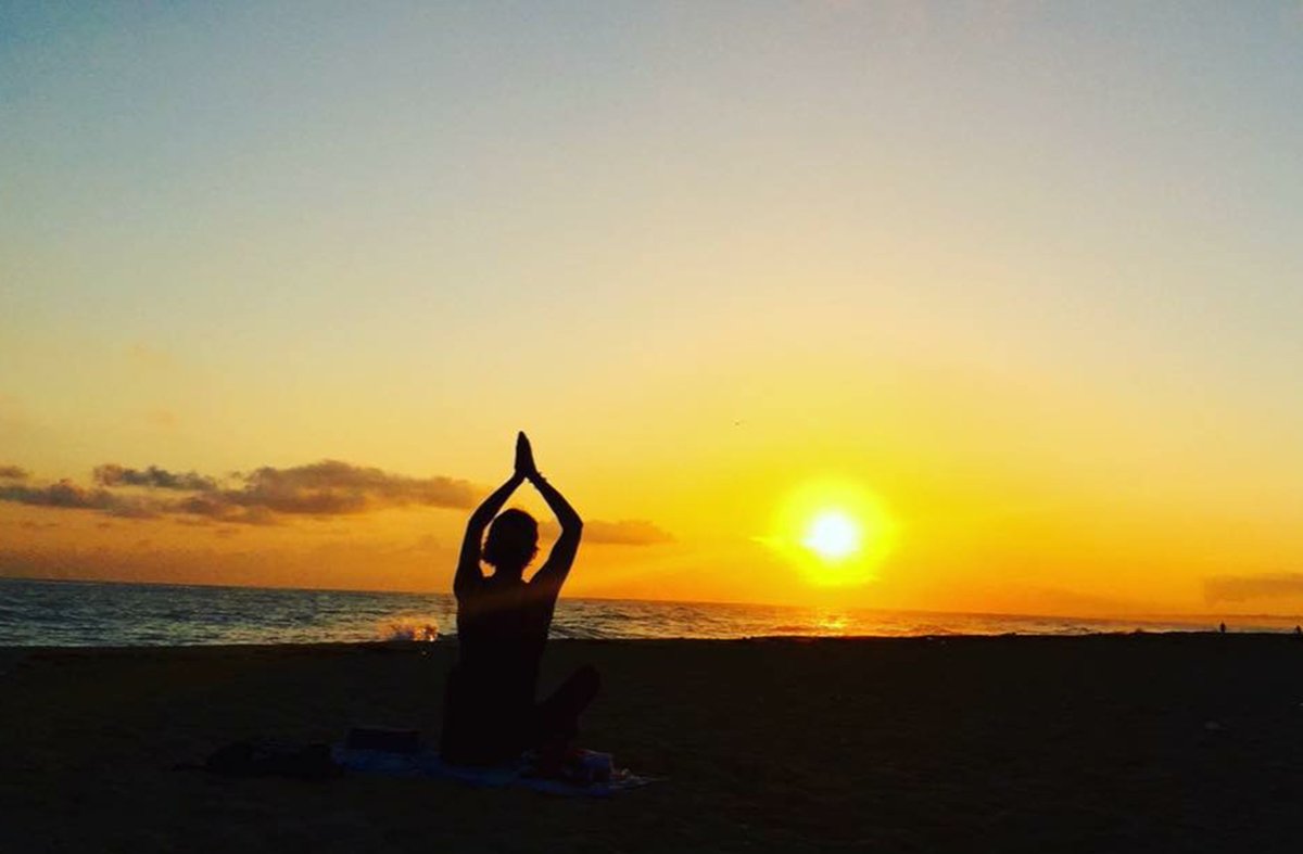 andy8ecreative's tweet photo. Fantastic blog post by my friend @SueWhereWhyWhat about her recent trip to @MHAIYOGA with @retreatinsider in Cuba, but that's only half the story... https://t.co/BRMYDglio3 #suewherewhywhat #solotravel #womanabroad #solowoman #yoga #love #loss #hope #discovery #Cuba #traveltips https://t.co/MFrBWpogv7