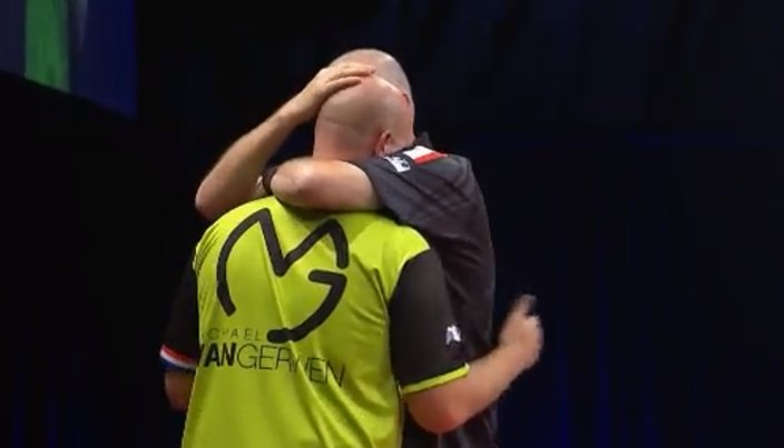 livedarts's tweet photo. BACK WITH A BANG 💥

Michael van Gerwen claims the 2018 Auckland Masters title after an 11-4 victory over Raymond van Barneveld in the final! 🏆 #AucklandDarts https://t.co/eX3ULVQoPW