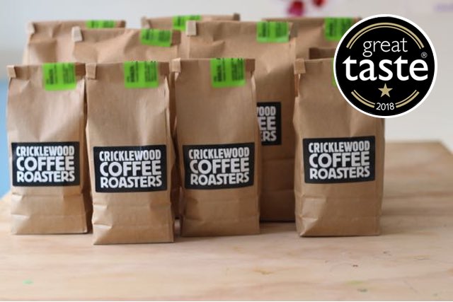 Just over a year ago I started roasting my own coffee...a few days ago I got the news a coffee blend I made called the ‘community blend’ had won a star at the Great Taste Awards 2018... just wanted to say a thank you to all my customer for the support! #cricklewood
