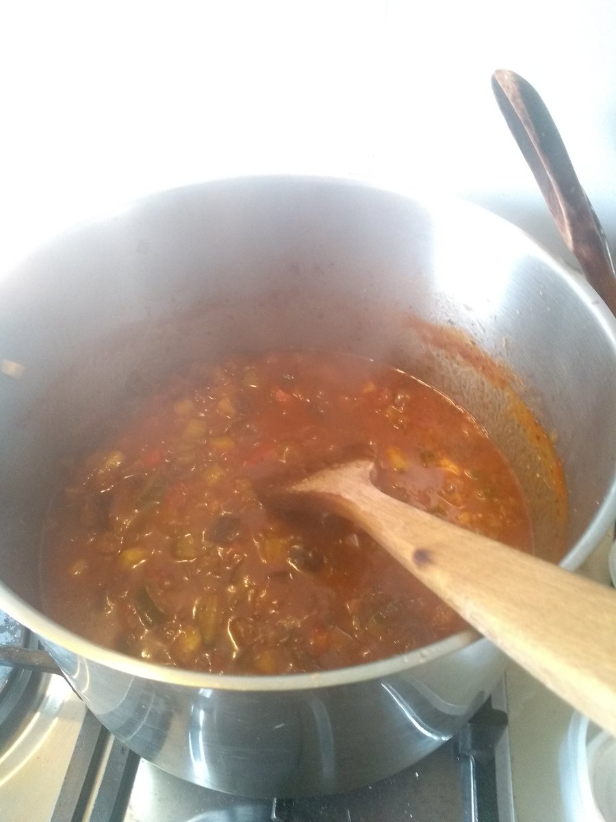 Dehoffren's tweet image. Early morning chutney making @ThanePrince recipe , slightly adapted spicing, and using up some of our abundant courgettes