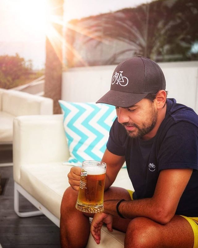 REGALIZFUNWEAR's tweet photo. #Domingo de #Verano ☀ toca disfrutarlo, estés donde estés #AFullChela #beFunwear https://t.co/5jTK8KetXJ https://t.co/YeXkHVWmDp