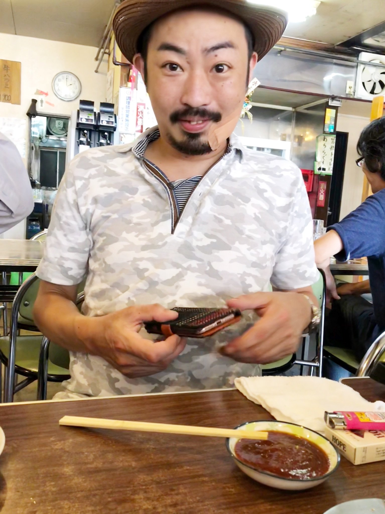 よだれ屋 Ar Twitter 水よし 本店 埼玉県熊谷市星川1丁目13 048 525 29 上熊谷 駅 ホルモン 居酒屋 焼肉 炭焼 暑い 七輪 酒場 酒 熊谷市 埼玉県 星川 本店 水よし 肉 サントリー 飯 おしんこ T Co Qb865vuurt Twitter