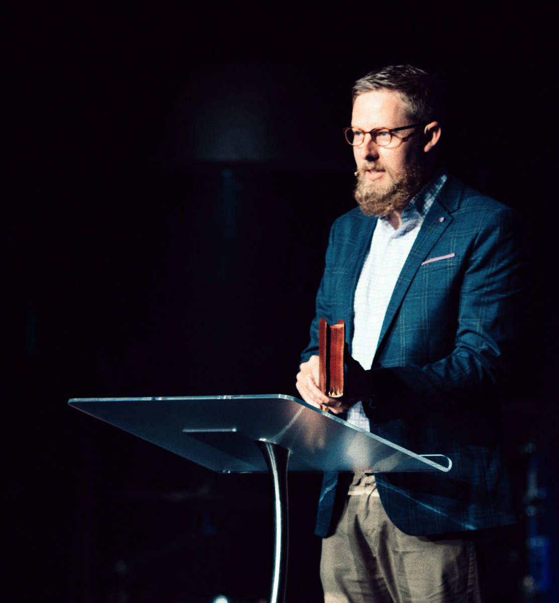 gatewaylife's tweet photo. It’s Sunday, and we‘ve got an incredible day in store for you! @psjoshmorris is with us today, bringing a powerful word that you definitely don’t want to miss! + NEW SERVICE TIMES TEMPE! 👇
-
9a, 11a
15020 N. Hayden Rd, Scottsdale, AZ
—
9a, 11a
1137 E. Warner Rd, Tempe, AZ https://t.co/YFSY2Bs2oY