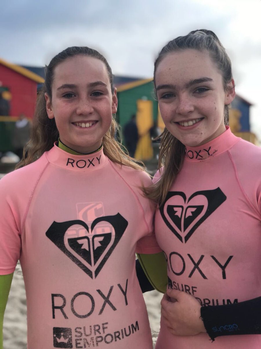 SurfEmporium's tweet photo. Itโs SundayFunday down at Surf Emporium as we continue the weekend with more #Learn2Surf programme lessons! ๐๐ผโโ๏ธ๐๐ผ #surfemporium #surfing #surfsup #muizenberg #roxy #quiksilver #vodacom #surfprogramme #fun #surfergirls #surferdudes #capetown https://t.co/uvUKGANFNq