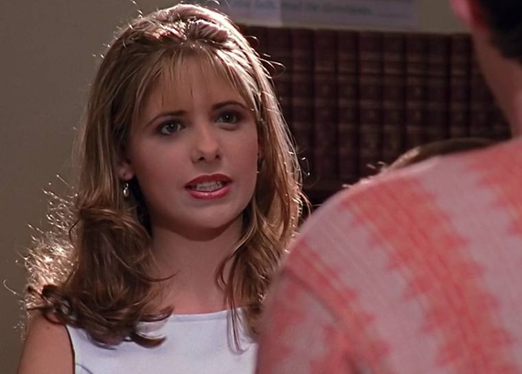 papadoc5656's tweet photo. For #BTVSS #SlayerSunday I honor the #QueenSlayer @SarahMGellar, She wasn't the First Slayer but She'll always be My Favorite Slayer! 🧛♀️🦇🧛♂️ https://t.co/uWxNjjpXhi
