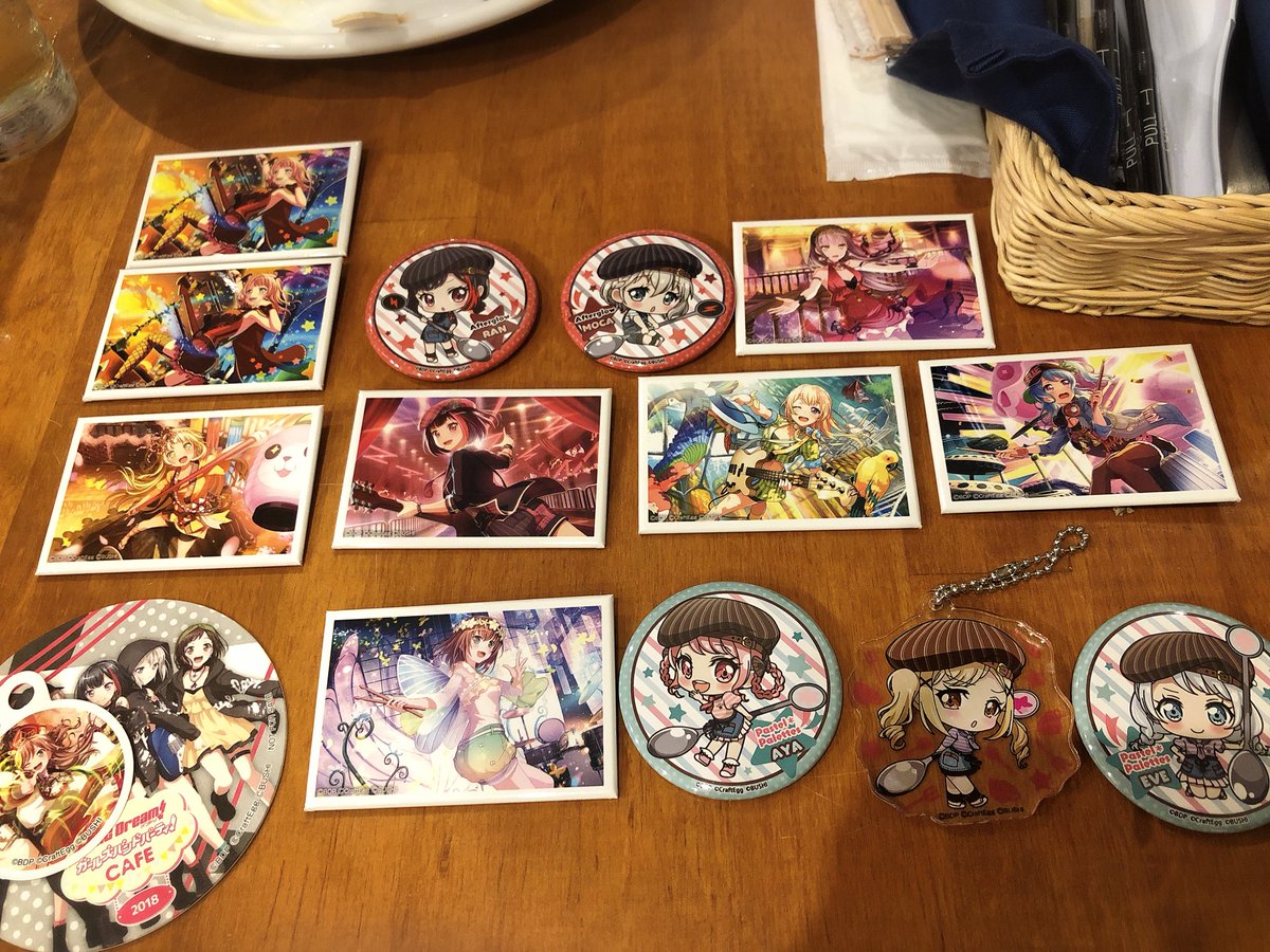 今回買ったグッズ一覧っ！ﾟ+
なんとか彩ちゃんお迎えすることできた〜( ；꒳​；  )♡♡
有咲もゲット出来たし幸せ！！