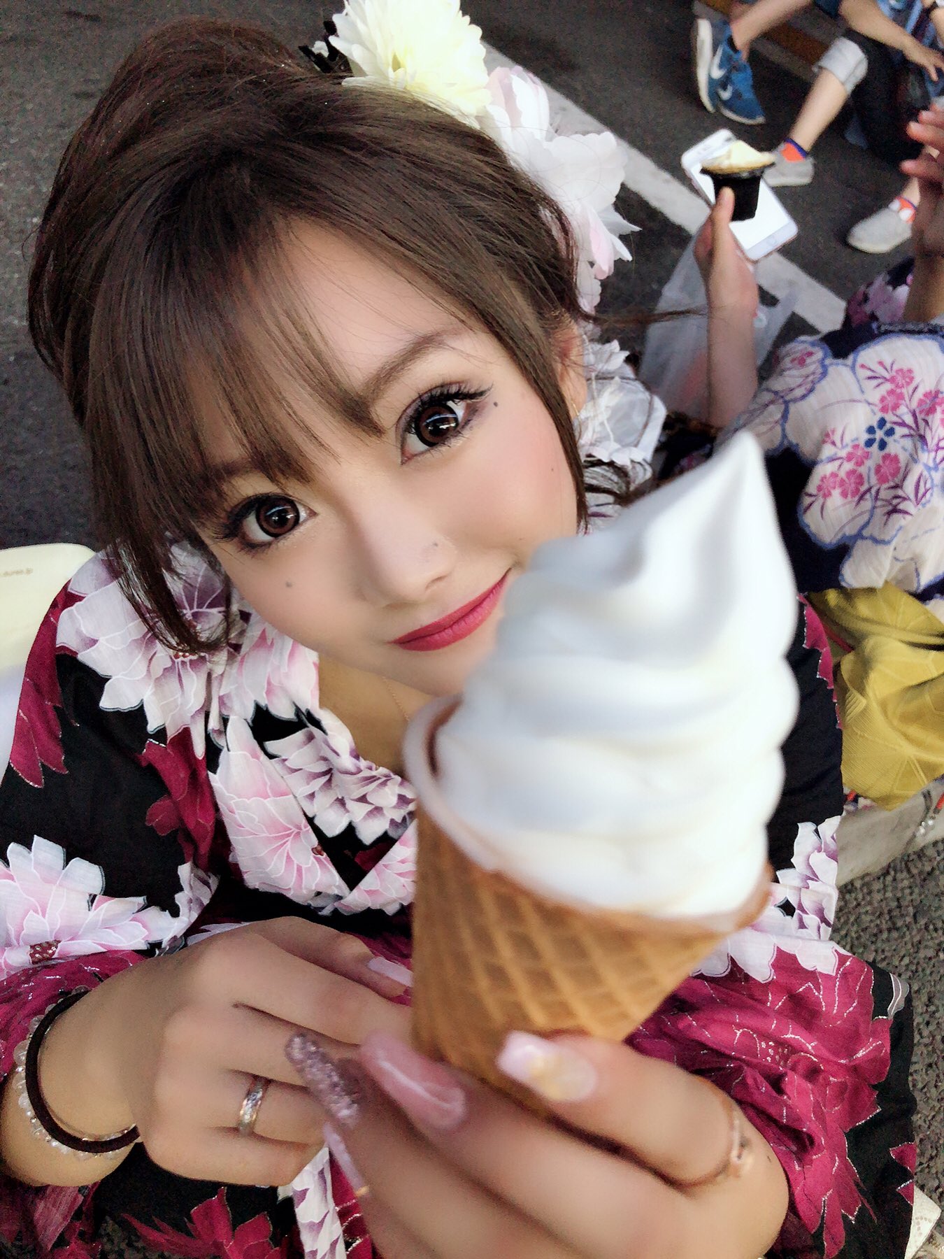 りなち 菅原里奈 アイス食べる あーん あ 食べる むーりー T Co H4n8qdwgff Twitter