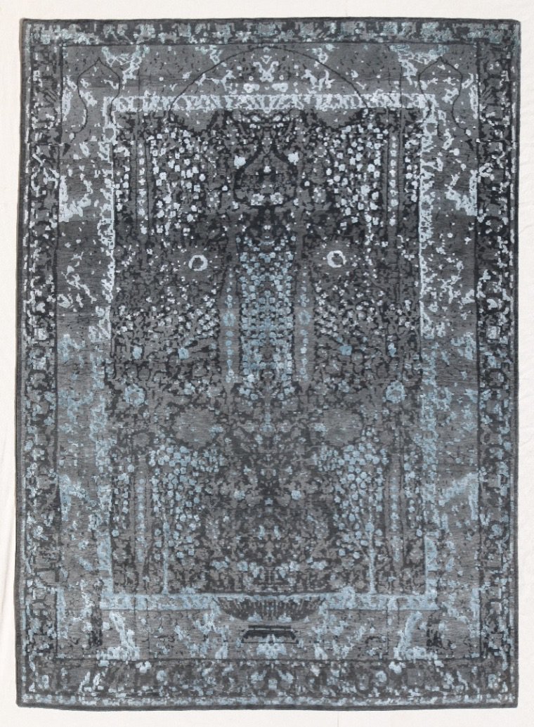 HeidarianR's tweet photo. It's all about the details. Merging traditional pattern with modern ones is not always pleasant. Our very talented rug designers have managed to design beautiful rugs using their modern techniques. #heidarianpersianrugs #persianrugs #iran #zeeen #handwooven #wool #design #Modern https://t.co/bhvpWTHVE5