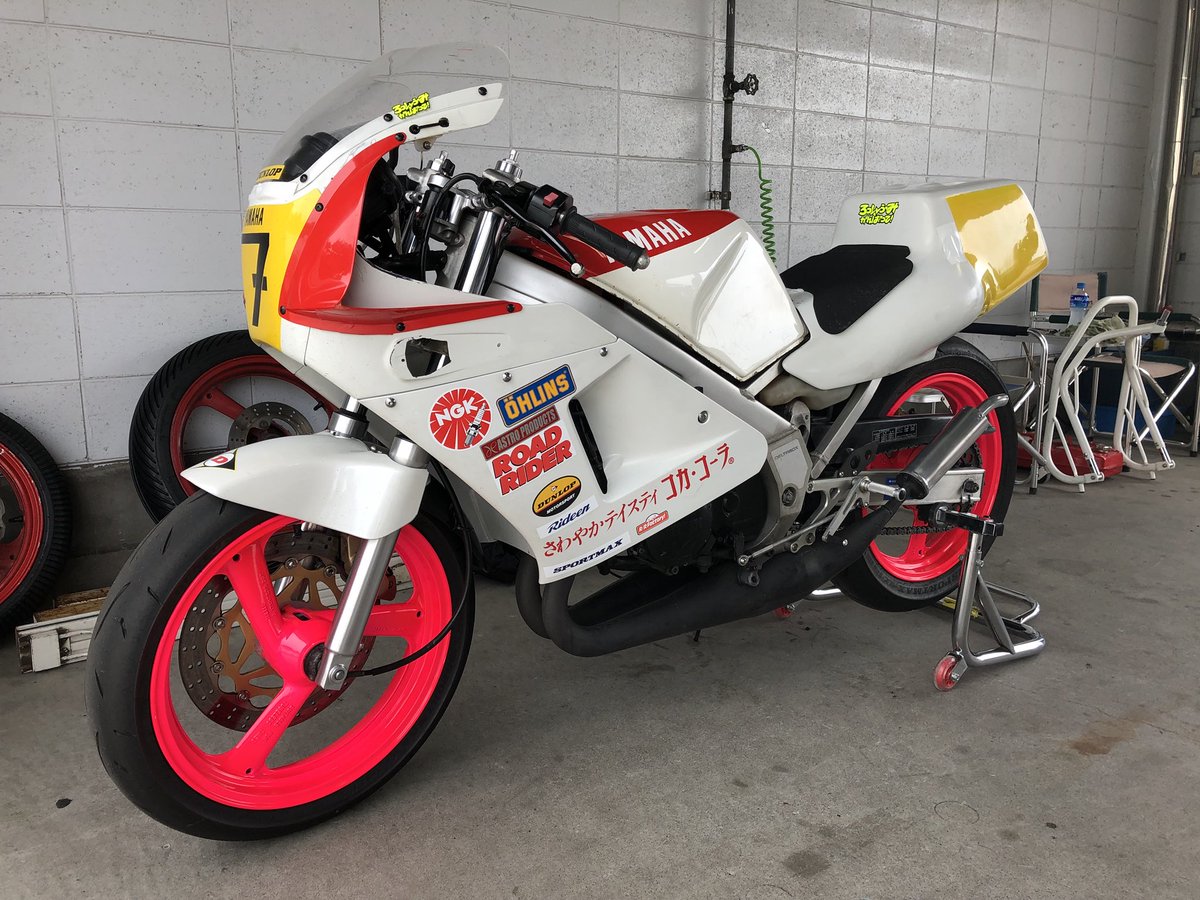 MASA46918082's tweet image. 1KT乗りのライダー様、今日は情報を頂きありがとうございました。
いつか一緒に走れる事を楽しみにしています(^ ^)

#TZR250
#1KT
#2ストミーティング