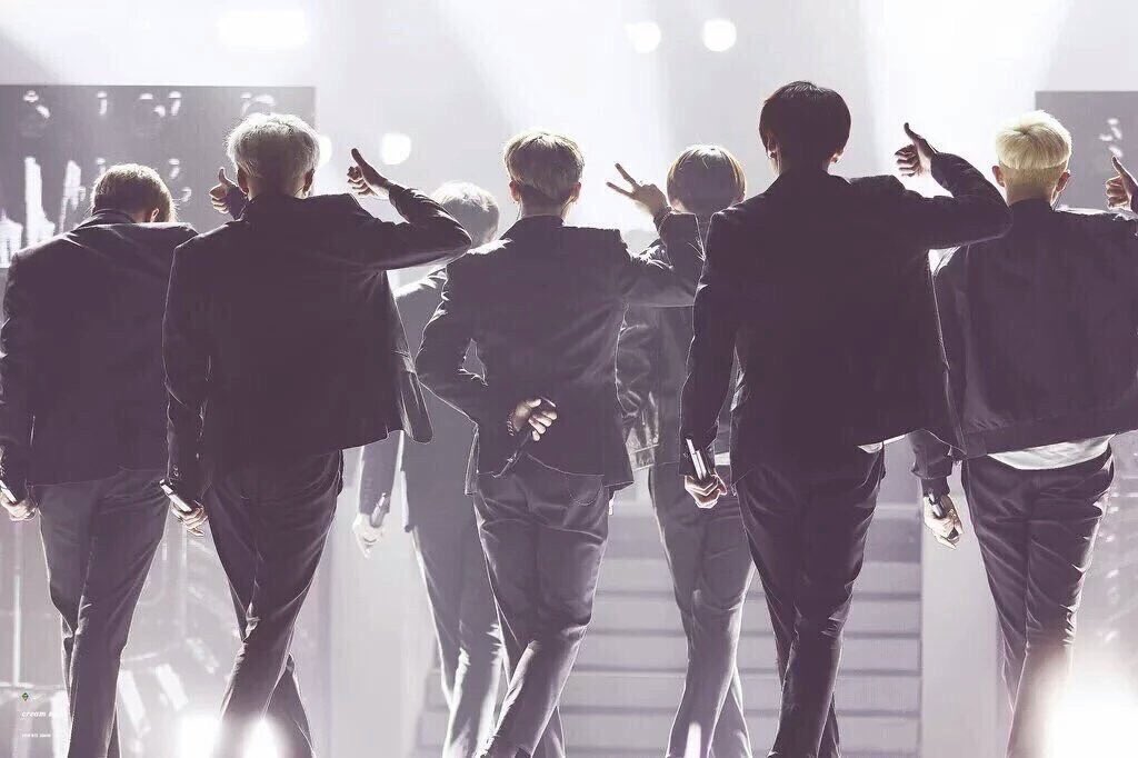 ________kmsj's tweet image. ______🦍________🦍______

◉ 01（ 高2 ）

◉ジンくんよりのｵｰﾙ

◉ﾌｫﾛﾊﾞ1204 ㌫

◉同ペンさん〇/他ペンさん〇

◉ウザ絡み大歓迎ﾃﾞｽ

#armyさんRTしてくれたらフォローする #armyさんと猛烈に絡みたい #armyいいねしてくれた人全員フォロー #armyさんと仲良くなりたい