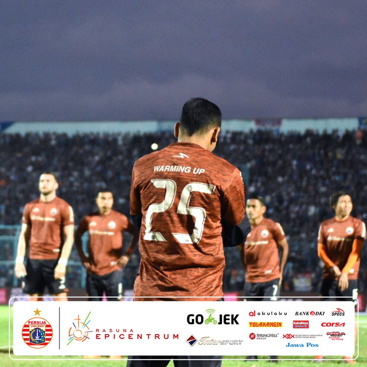 Persija_Jkt's tweet photo. Warming Up Time! ✊🔥
__
#PersijaDay #PersijaJakarta #PersijaSelamanya https://t.co/bPiAQgkivH