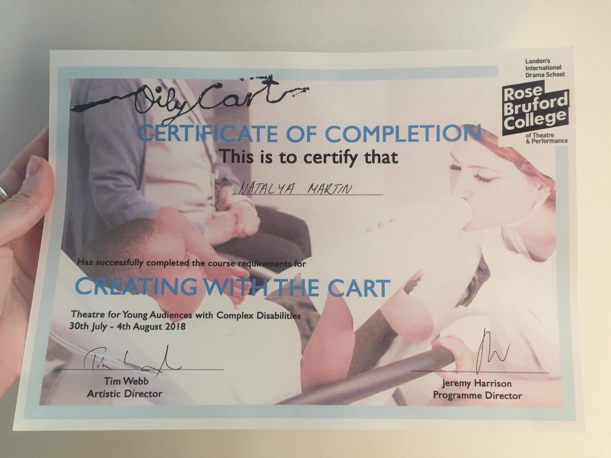 How incredible to be given the opportunity to train with <a href="/oilycart/">Oily Cart</a> and create a piece of multi-sensory theatre for young people with PMLD, all in the space of a week! (Our theme was water, if you didn’t already guess 💧💦☔️🌊 🚿) <a href="/rosebruford/">Rose Bruford College</a> #creatingwiththecart