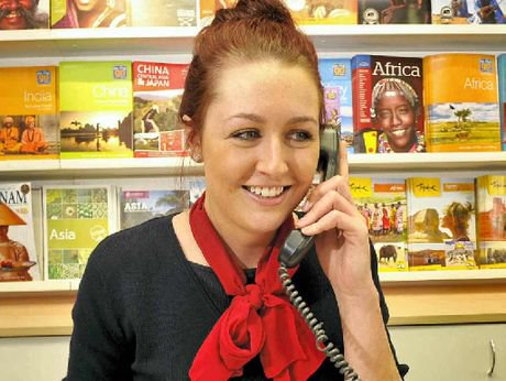 sportsbetcomau's tweet photo. "Yes Mr Gaff, Thailand is great this time of year. Shall I go ahead and book it for 6 or 7 weeks?" #AFLEaglesFreo https://t.co/Plfy2IAoiz