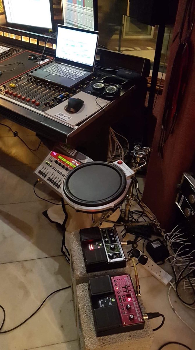 LotusSleep's tweet photo. Vocal Experimentation for the new #lotussleep track. The album is coming along! https://t.co/tiyNdDxY1Q