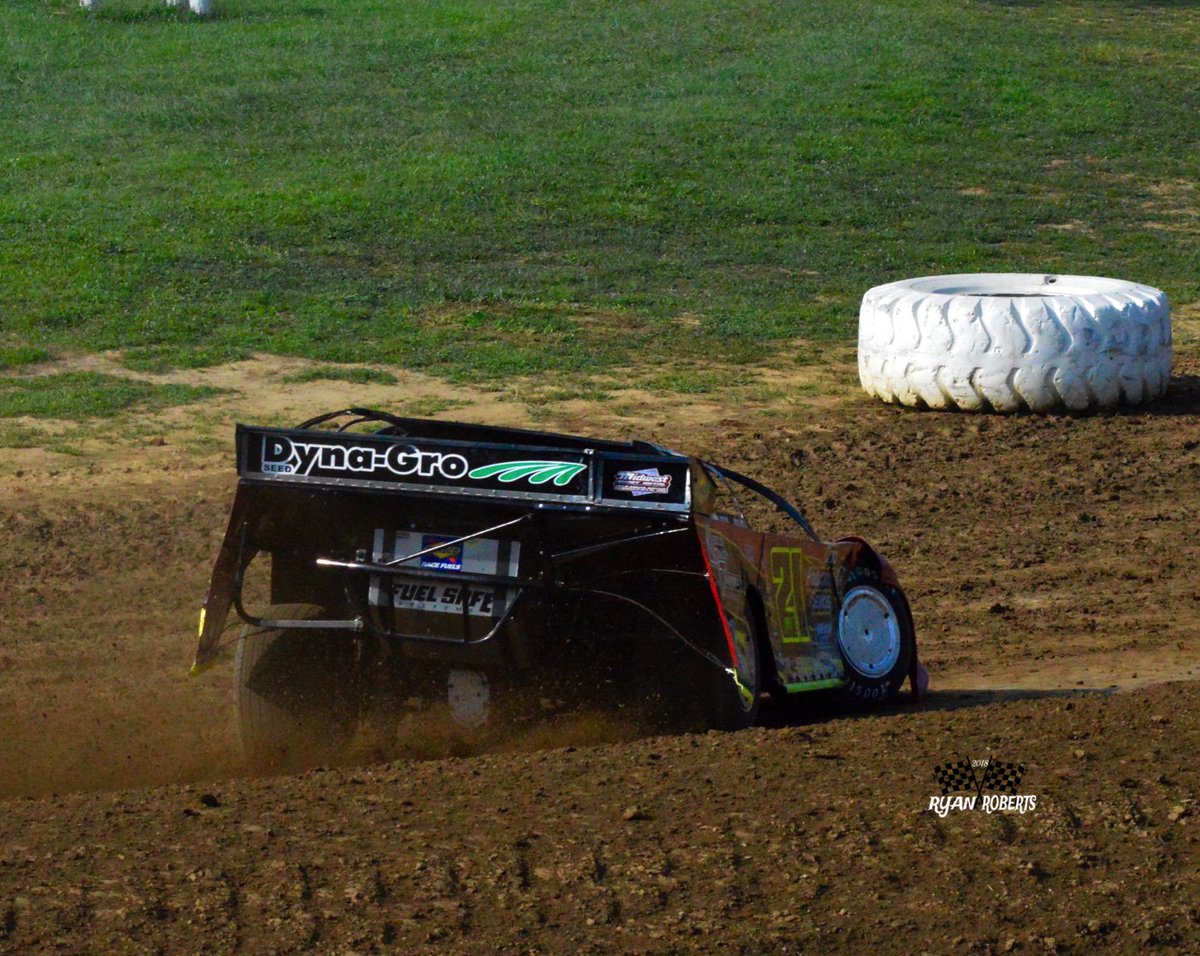 Ryan Roberts tweet media