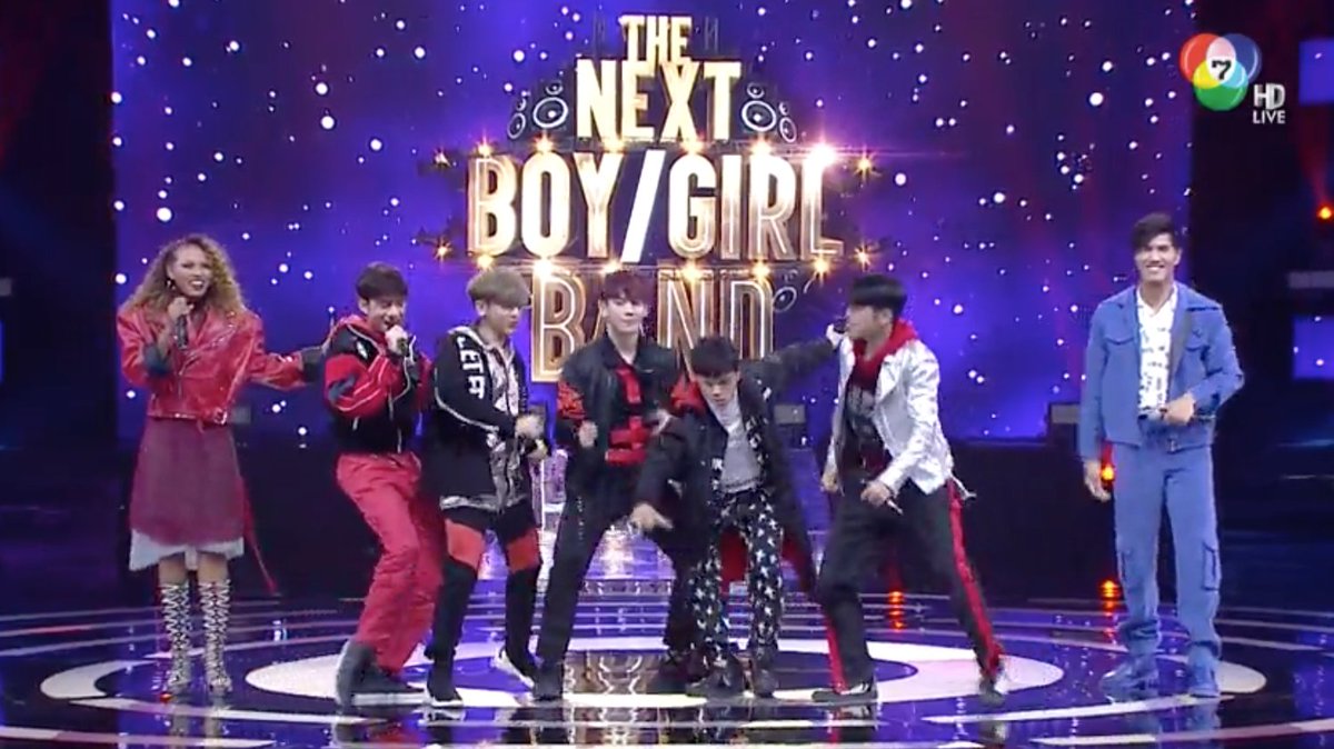 TNBGBthailand's tweet photo. ลีลาเด้งเป้ามาอีกแล้ว หัวใจจะวายยยยยยยย >< #TheNextBoyGirlBandTH https://t.co/nakGuGdP8Y
