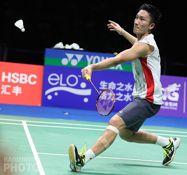 Smash And Net Tv 世界バドミントン選手権 男子シングルス 優勝 桃田賢斗が男子日本勢初の金メダル 試合後ｎｈｋ画面上に速報が伝えられました Momota Kento おめでとうございました