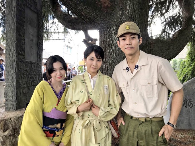 この世界の片隅に 松坂桃李 松本穂香 二階堂ふみとの3ショットに反響 最高 話題 Abema Times