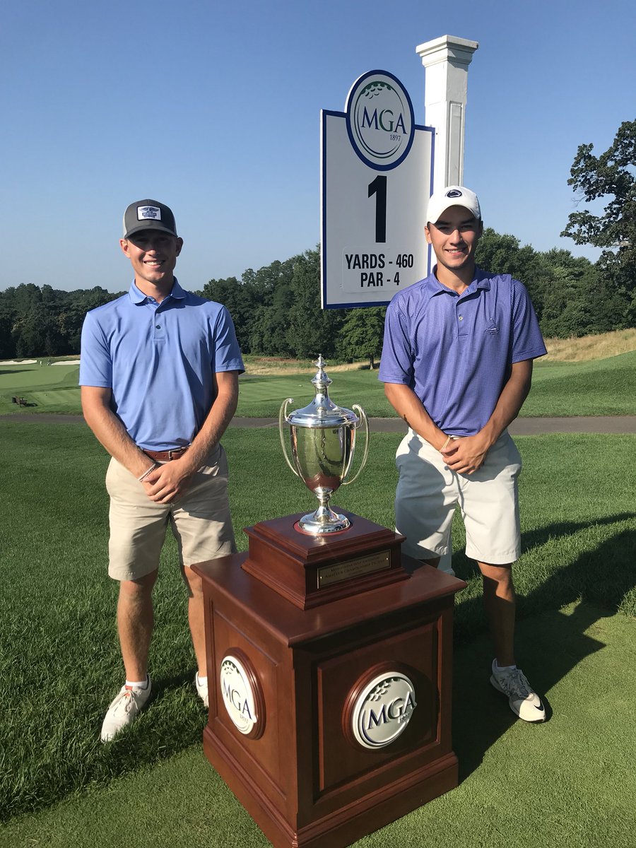HelenCStock's tweet photo. Time for a morning walk with Cavaliere and Davis as they battle it out for the Met Amateur title today at Arcola. https://t.co/j8jWlwNPZG