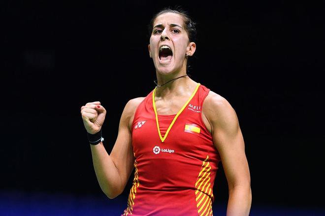 UMCmossos's tweet photo. Felicidades a nuestra campeona Carolina Marín, única jugadora en la historia del bádminton en conquistar tres campeonatos mundiales consecutivos. Una digna representante de la marca España, por sus valores como deportista pero sobretodo como persona. 

#VamosCaro
#Nanjing2018 https://t.co/Pbc7hi3O4A