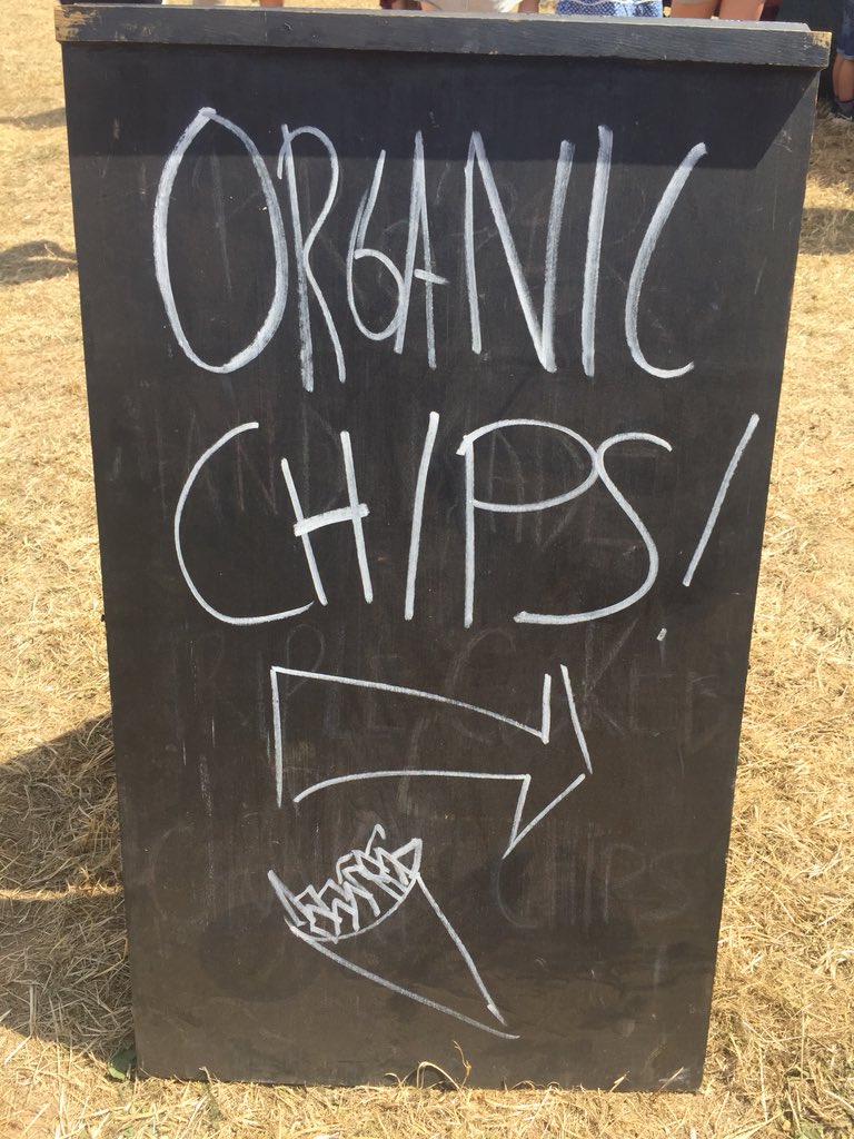 FOODLOVERmag's tweet photo. Great food, great music and family fun at valley fest again this year. Lunch options....anything with these organic chips @valleyfesti #organic #topchips #familydayout https://t.co/YWcN9LPDm7