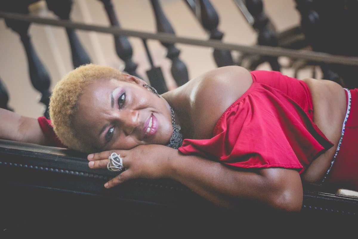 ankh_production's tweet photo. Regal birthday shoot
Book on https://t.co/7rpIUfclJf
•
•
•
#AnkhProductions #TheStampede #blackbusiness #blackfemalephotographer #canonphotography #indianaphotographer #agameoftones  #photographyislife #shotwithlove #milliondollarvisuals #artofvisuals #fatalframes #afropunk https://t.co/Mvv2jD6iAp