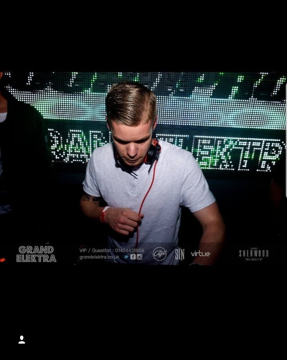 team_soundproof's tweet photo. #teamsoundproof #djflex #hastings #drumandbass #jungle #dnb #welovedrumandbass #ravers  #music #bass #life #djswifty #mcsupert #mix #party #ravers4life #sound #lovemusic #dnbfamily #dnb4life #dnbmusic #dnbhastings @Swifty_Dj https://t.co/j1WZQ8vtUT