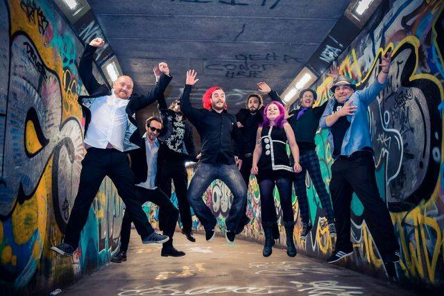 Belfast City of Music (@ourbelfastmusic) on Twitter photo If you're a parent who loves music but struggles to get to gigs then here's one you can finally enjoy:
<a href="/TheSkallions/">The Skallions</a> 📍 <a href="/BlackBoxBelfast/">Black Box Belfast</a> 🗓️ 1pm Sat Aug 18
During the gig the kids can attend a workshop with <a href="/BounceCulture/">Bounce Culture</a>'s Kwa Daniels! #BelfastMusic
blackboxbelfast.ticketsolve.com/shows/87359236… If you're a parent who loves music but struggles to get to gigs then here's one you can finally enjoy:
<a href="/TheSkallions/">The Skallions</a> 📍 <a href="/BlackBoxBelfast/">Black Box Belfast</a> 🗓️ 1pm Sat Aug 18
During the gig the kids can attend a workshop with <a href="/BounceCulture/">Bounce Culture</a>'s Kwa Daniels! #BelfastMusic
blackboxbelfast.ticketsolve.com/shows/87359236…