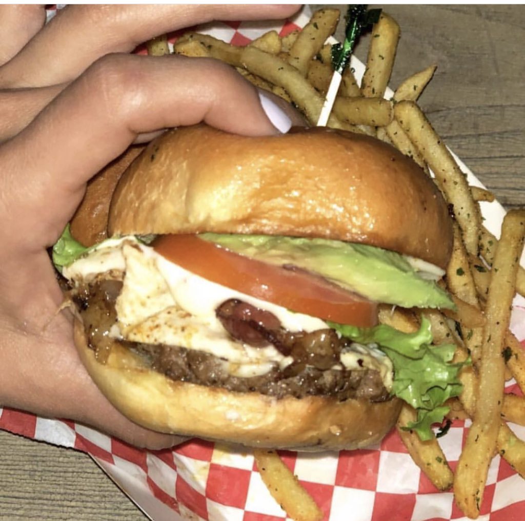 slidercooftexas's tweet photo. Come visit us at Spring Street beer and Wine Garden will be out here till 8:00 PM #ChefOrlando #Brunch #SouthernSliderCompanyOfTexas #Sliders #SlidersAllDayEveryDay https://t.co/TzpysPQgfy