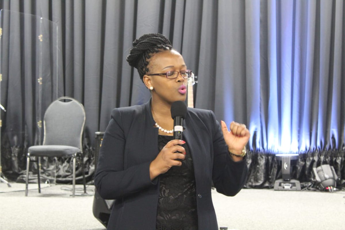 OupaKev's tweet photo. As it was the last day of #Victorious2018 All @HopeRestoration Campuses had #Incomparable2018 women ministering #Tembisa Ps T Mtetwa 📃Confidence In Love #Rooderport Ps A Mongwai 📃Best Of The Best #Midrand Adv E Zim 📃The Lord's Prayer #Chloorkop Ps M Shana 📃Wear Your Own Shoes https://t.co/yxH5errhpC