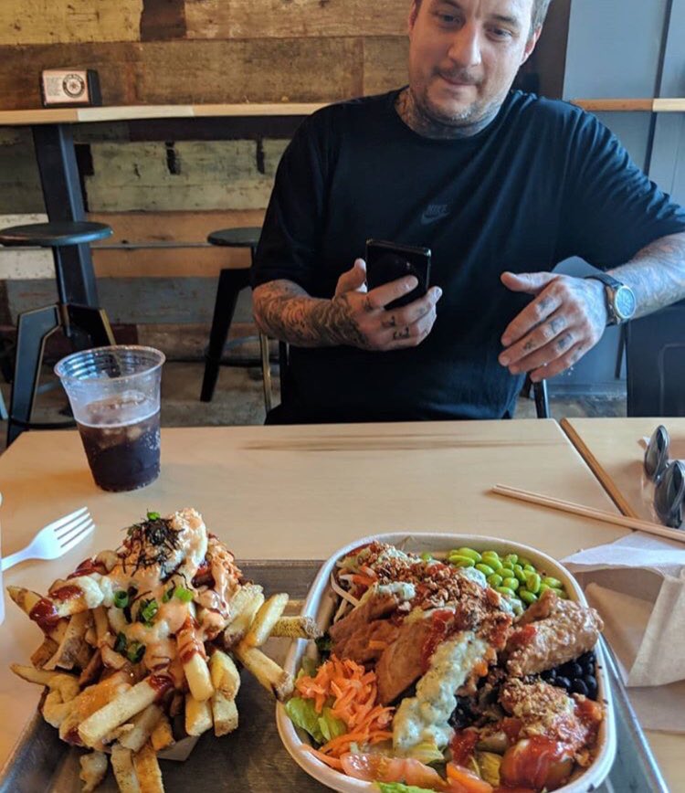 EatPowPow's tweet photo. Sunday Yumday! #HowWeBrunch π₯‘π±βπ½
_____________________________________
Thx to @prayer4coonse for the πΈ! #RealCustomersRealPhotos #SundayYumday
#NewAsian #ChineseFoodPorn #plantbased #dcvegan #KosherDC #vegansofdc #SundayFunday #BestOfDC #BestFoodDC #HstNE #HstreetDC #DC https://t.co/qHufExjcBv