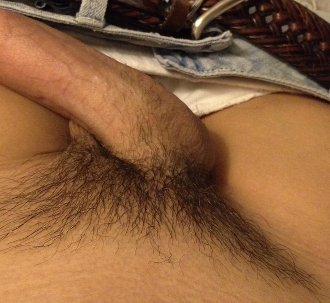 I love my pubes.  Retweet if you love pubes. https://t.co/O8Qh3r2Al6