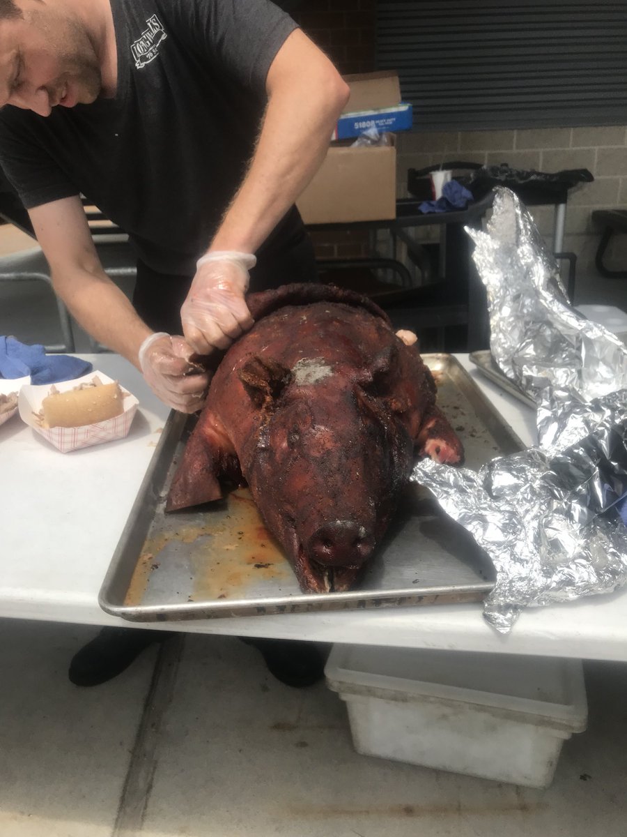 Longwells Lincoln tweet media