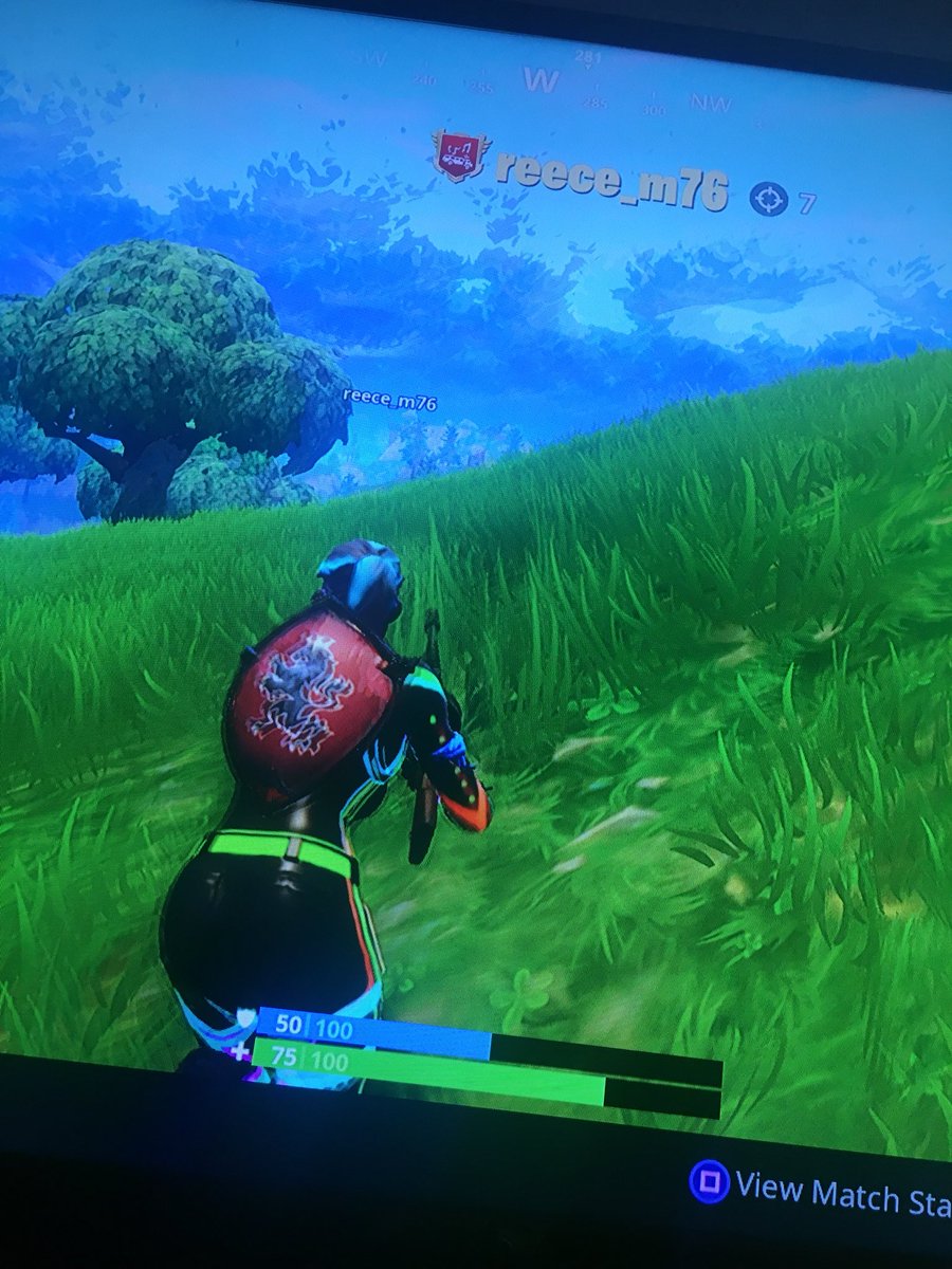 LDrifft's tweet photo. Playing with LazR_Reece my mans got 7 kills. NICE!!!🔥👑 https://t.co/snJj3Re0Xc