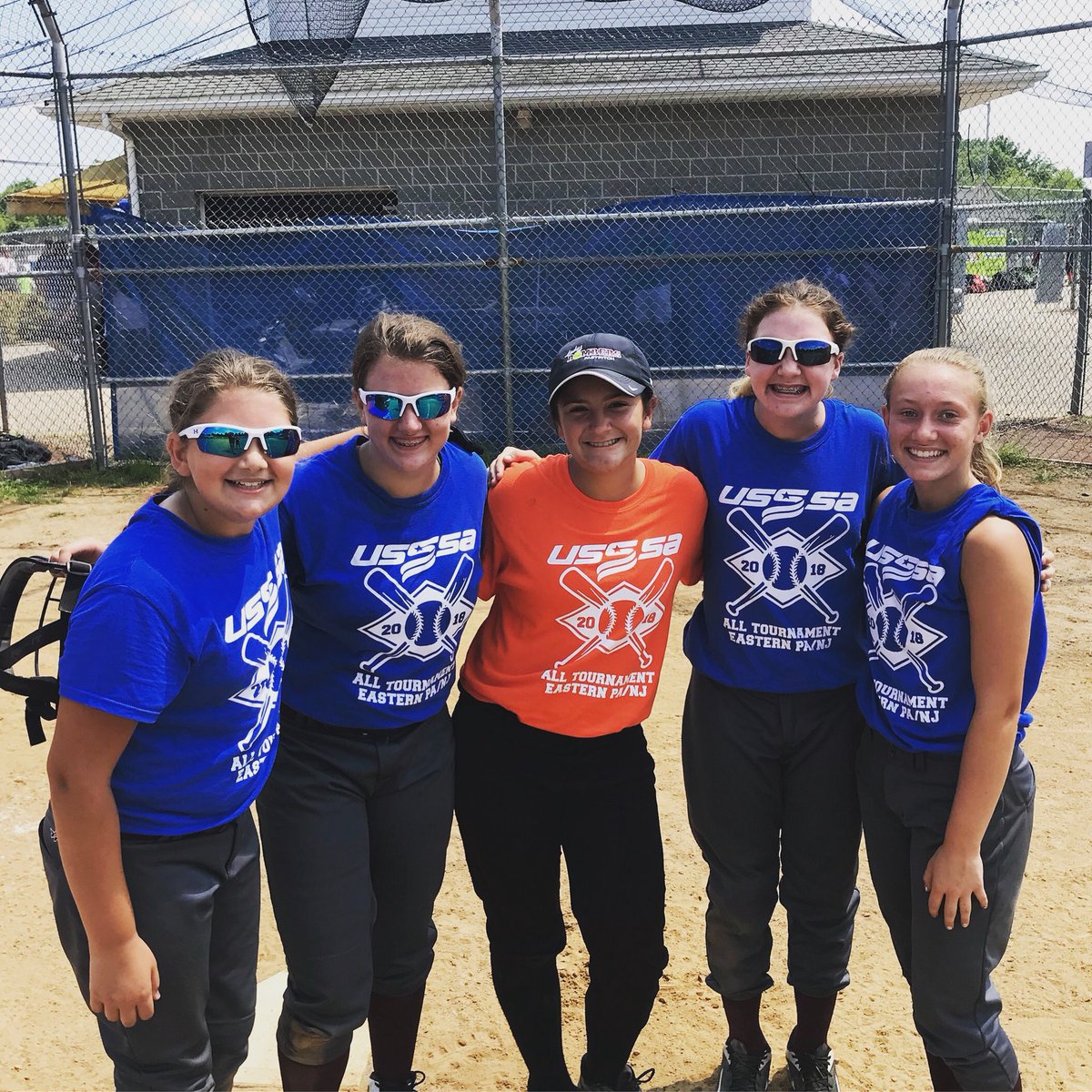 Lady Bombers (@LadyBombers12u) | Twitter
