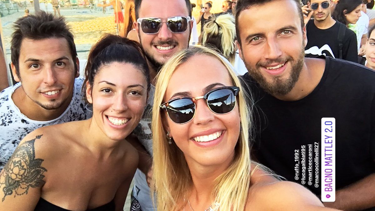 michiferrini's tweet photo. La chiusura di un weekend super🎉🍹☀️ #Friendsss❤️ https://t.co/0Zy9kH01zq