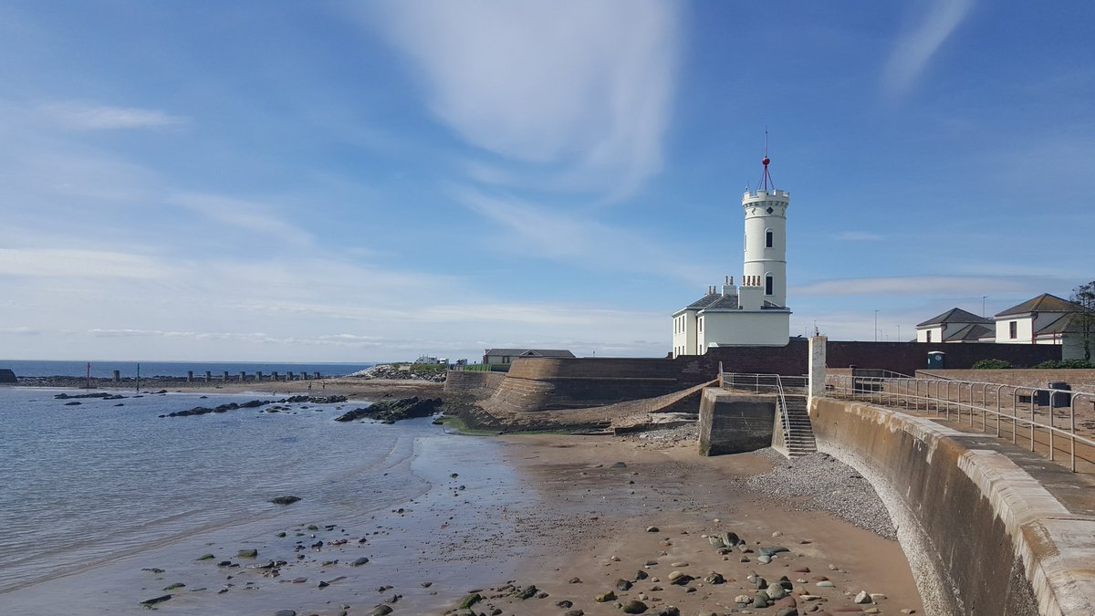 TaysideBelles's tweet photo. Brilliant ride today to Arbroath. Lots of sun and fabulous company. Plus a bonus bike check with Dr Bike in Brought Ferry. Thanks to all the Belles; and Mike and Peter from Dr Bike.#wfoc2018 #drbike #bellesonbike https://t.co/IOLBHzMFgf