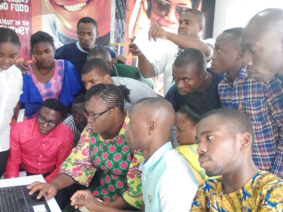 MicsonSwiss's tweet image. #DIGIweb Developer training with Mrs Alade Martha