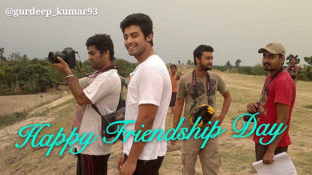 gurdeep_kumar93's tweet photo. Wishing a very '#HappyFriendshipDay' to all '#Arijitans' &amp; all my friends. Now I'm sharing some beautiful moments of '@raiisonai' Sir spent with his friends.

🙏 Respected '@raiisonai' Sir please #Unlock &amp; #Unprotect your valuable #Twitter_Account.

#Let_There_Be_Light https://t.co/6eAZ7Ccddh