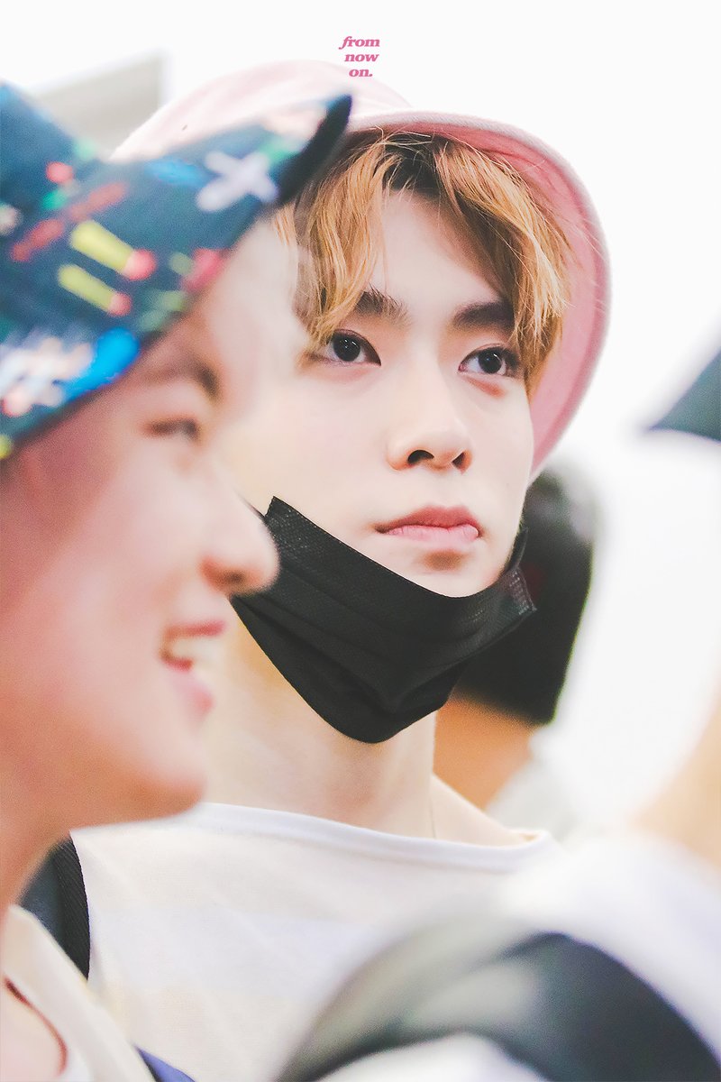 timeto_Jaehyun's tweet photo. 170806 HKG 출국 #재현 #윤오 https://t.co/SFr28O0RJb