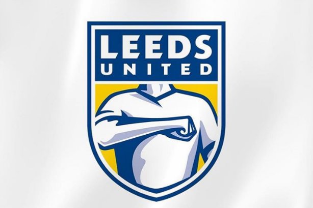 Before #LUFC kick off this match, let’s just remember that new crest they tried and spectacularly failed to introduce earlier this year. #LeedsvsStoke #LEESTO #EFL #Championship #leeds