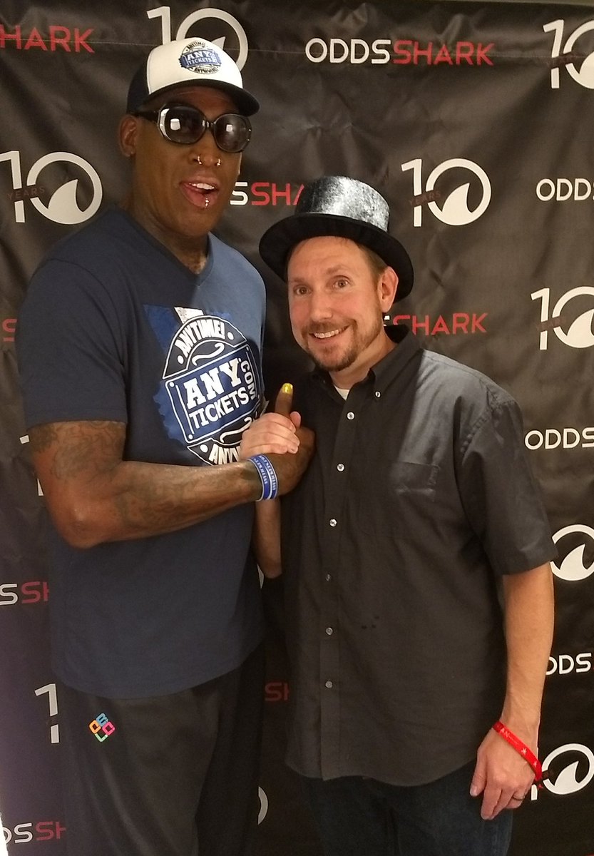 Vegas_Matty's tweet image. Not sure what was crazier last night,  wearing this hat for 3 hours, meeting @dennisrodman or after party at @OmniaLasVegas. Thanks @OddsShark for an awesome time #OSx10
