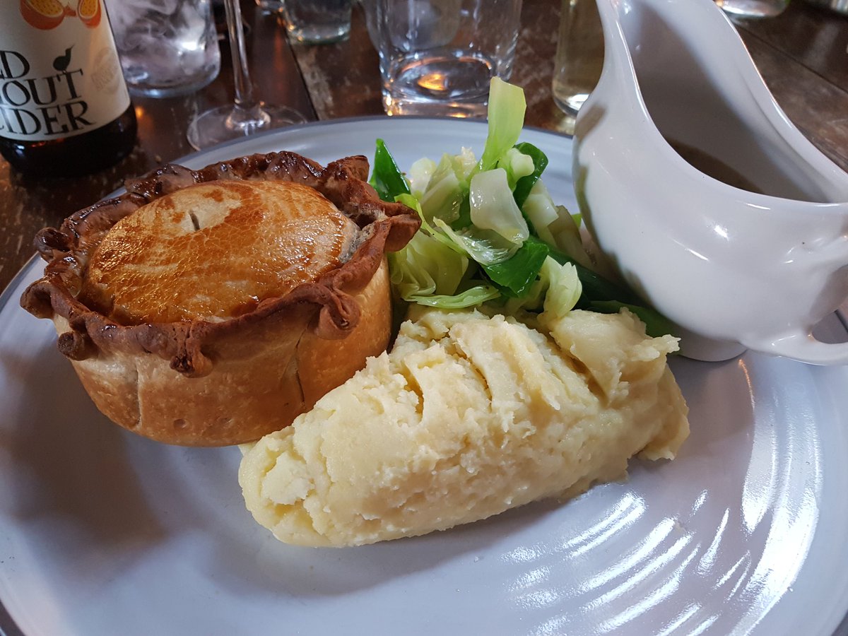 Amy McGregor tweet media