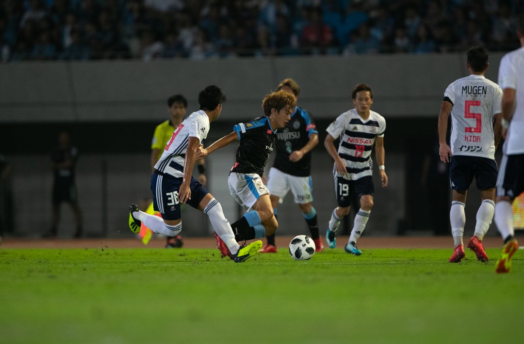 frontale_staff's tweet photo. 本日の監督・選手コメント、試合レポートを更新しました。2ゴールのユウに注目が行きますが、みんなが自分の仕事をしっかりと全うしたからこその勝利。皆さんも、厳しい暑さの中、等々力まで足を運んでいただき＆最高の雰囲気をありがとうございました!! https://t.co/mFABUNftzb 【広報】 #frontale https://t.co/MKbtfDDpzV