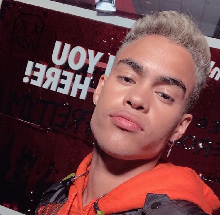 DeserveTheWorld's tweet photo. Edwin Honoret (Requested) https://t.co/Xevm5MrcR5