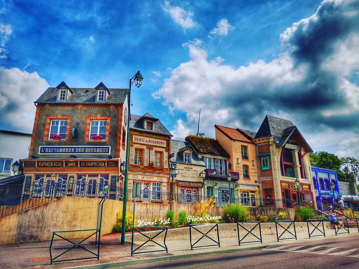 Karent_Kat's tweet photo. La @MaisonduBiscuit superbe lieu entre boutique de produits de qualités et de déco de Disney !!
@RegionNormandie @Normandie
#normandie #tourisme https://t.co/tLaiRoXzs7