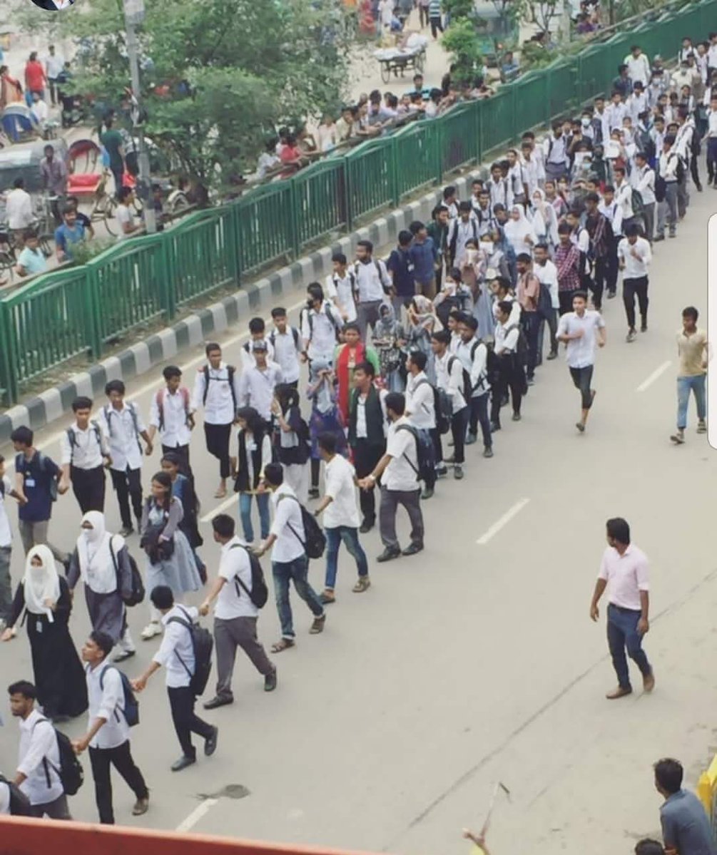 ahnaf_aman's tweet photo. We are doing protest peacefully for safe roads our government against us they are not helping us a group of "chatro league" attacking us like this even they raped some girls too. Help us 
@CNN @BBC_HaveYourSay @BBCNews @BBCWorld @UNESCO @AJEnglish 
#WeNeedJustice https://t.co/FMlsB2aqlG