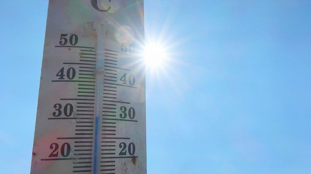 OmroepFlevoland's tweet photo. De regionale hittegolf die Flevoland kent sinds zondag 15 juli is vandaag ten einde gekomen. https://t.co/brQKyeVDYj https://t.co/cpPLmqEC4X
